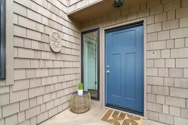 Watsonville, CA 95076,64 Avocet CIR