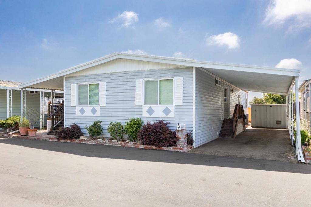 Watsonville, CA 95076,9 Pera DR