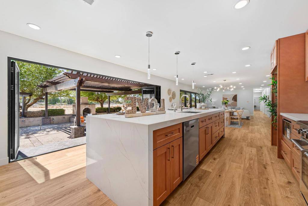 San Martin, CA 95046,12225 Foothill AVE