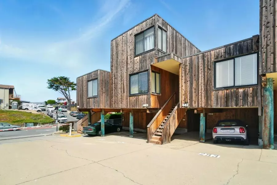 125 Surf WAY #343, Monterey, CA 93940
