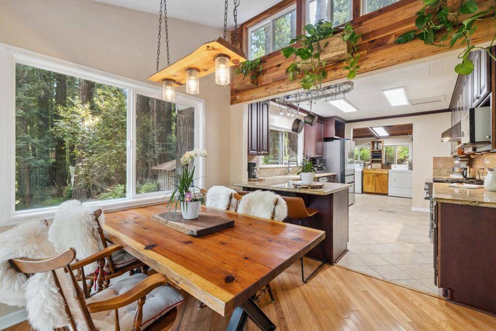Los Gatos, CA 95033,17520 Comanche TRL