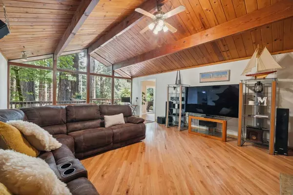 Los Gatos, CA 95033,17520 Comanche TRL