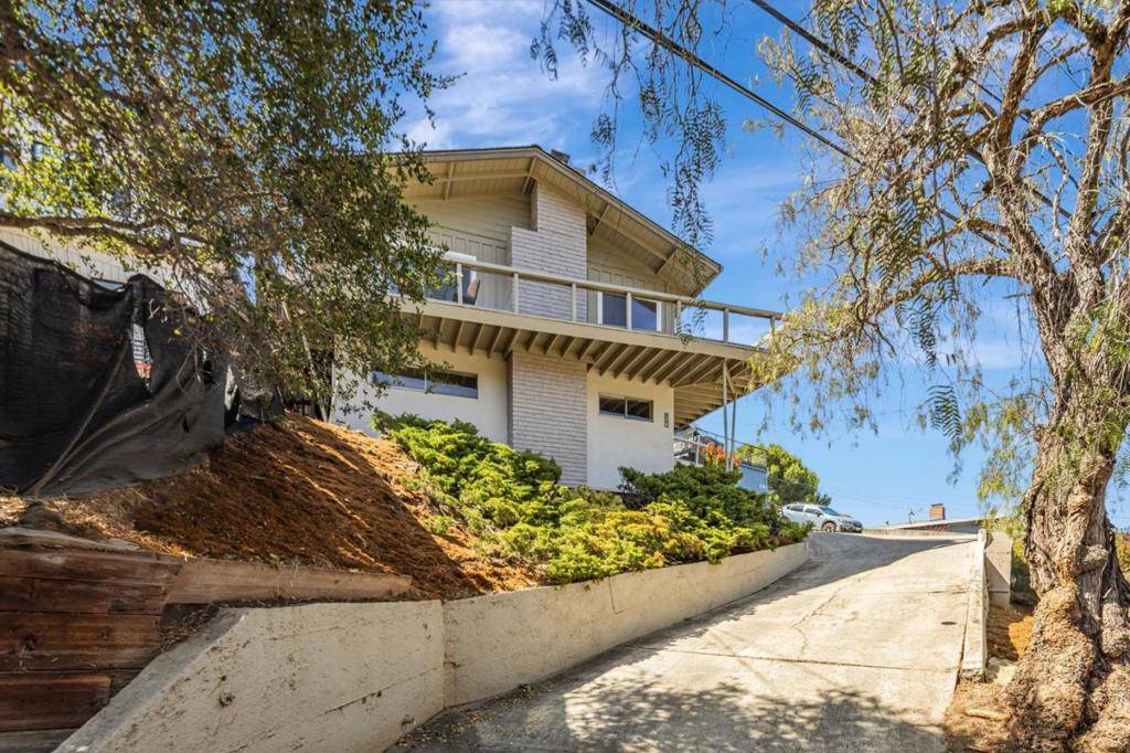 2242 Semeria AVE, Belmont, CA 94002