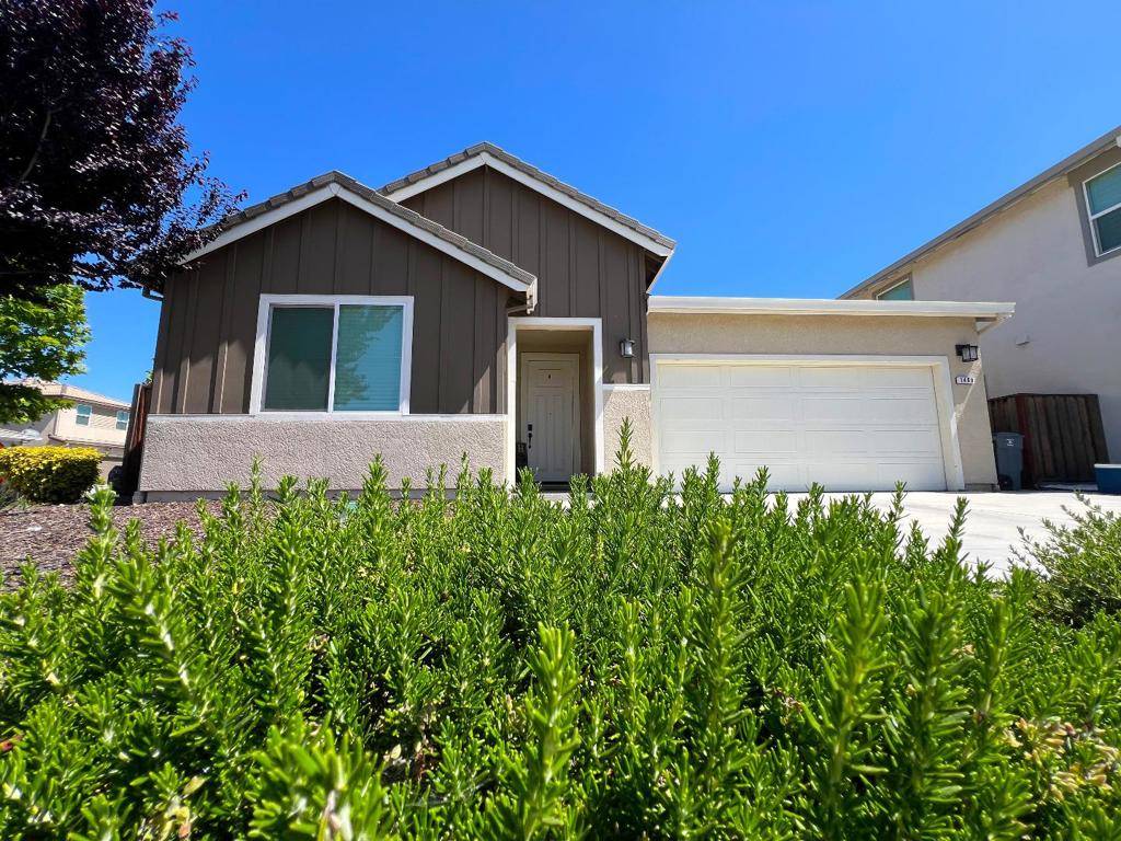 Hollister, CA 95023,1460 Waterwheel LN