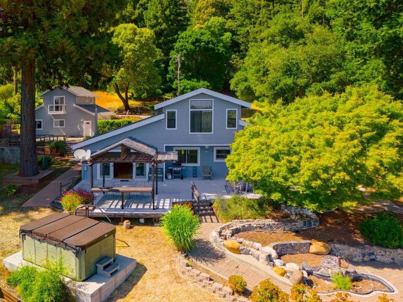 132 Pax Place CT, Aptos, CA 95003