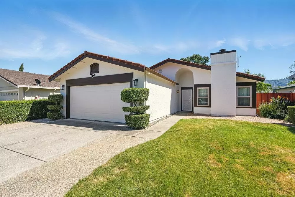 Gilroy, CA 95020,1180 Peterson DR