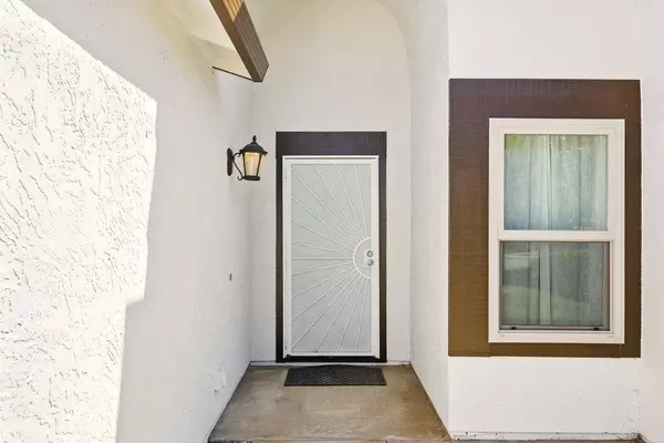 Gilroy, CA 95020,1180 Peterson DR