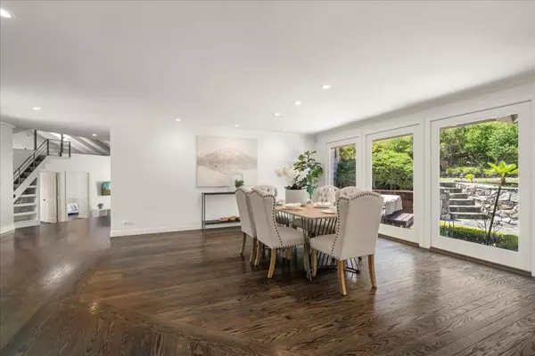 Los Altos Hills, CA 94022,12911 Atherton CT