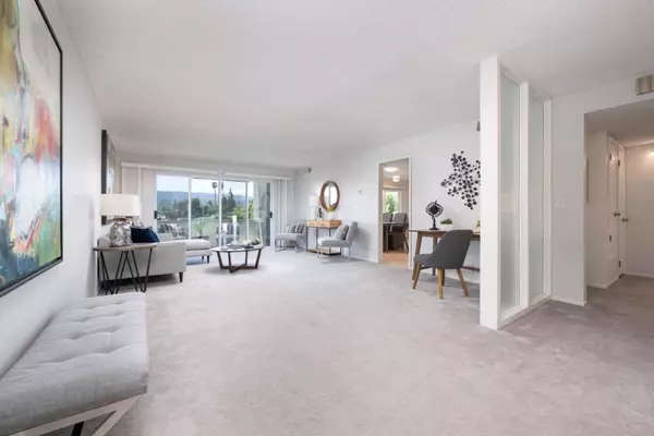 Redwood City, CA 94061,1458 HUDSON ST #305