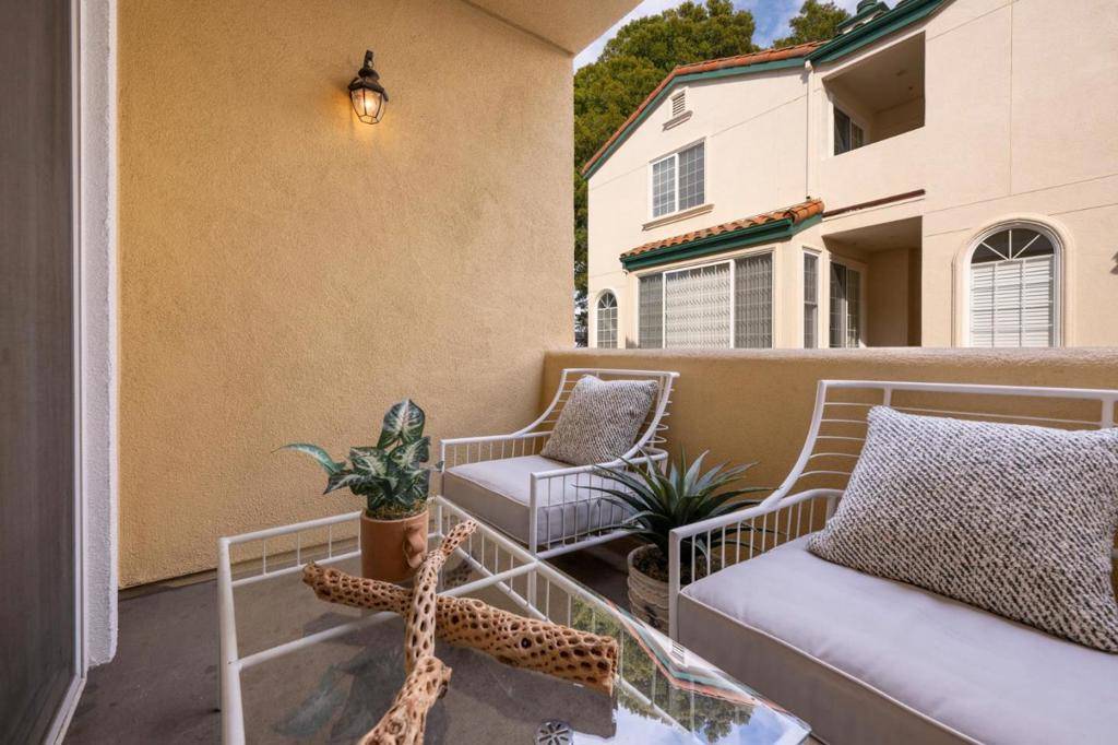Burlingame, CA 94010,1408 El Camino Real #3