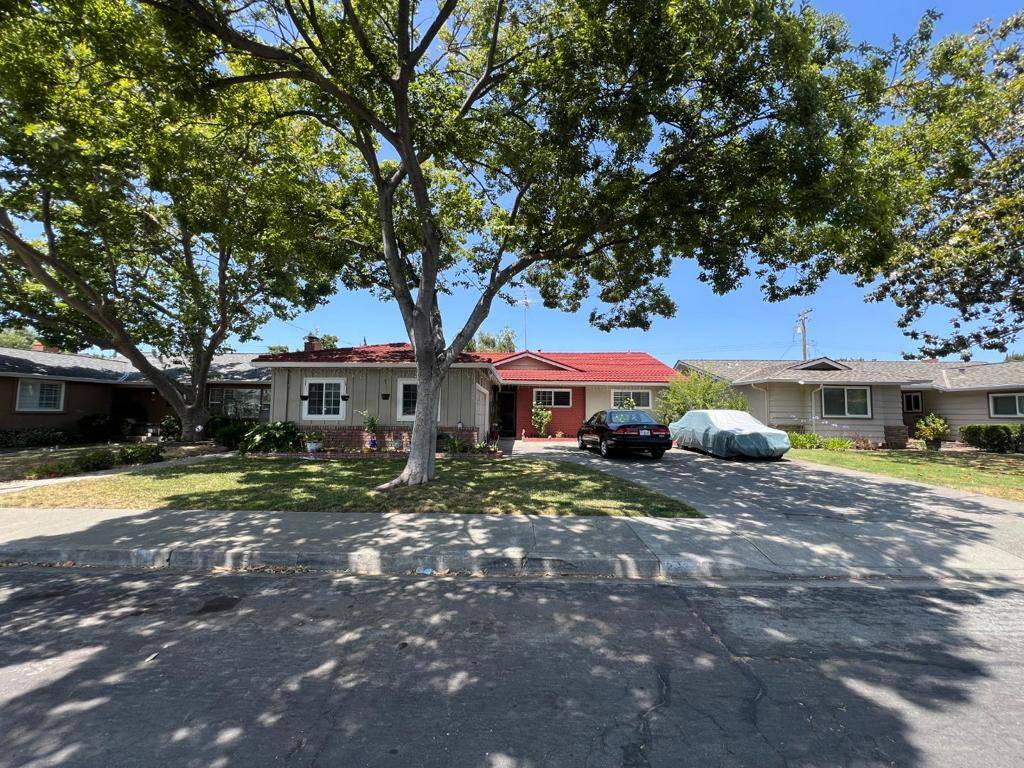 Santa Clara, CA 95050,2233 Dianne DR