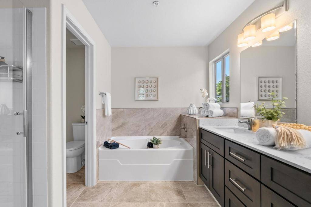 Walnut Creek, CA 94597,179 Foxglove LN