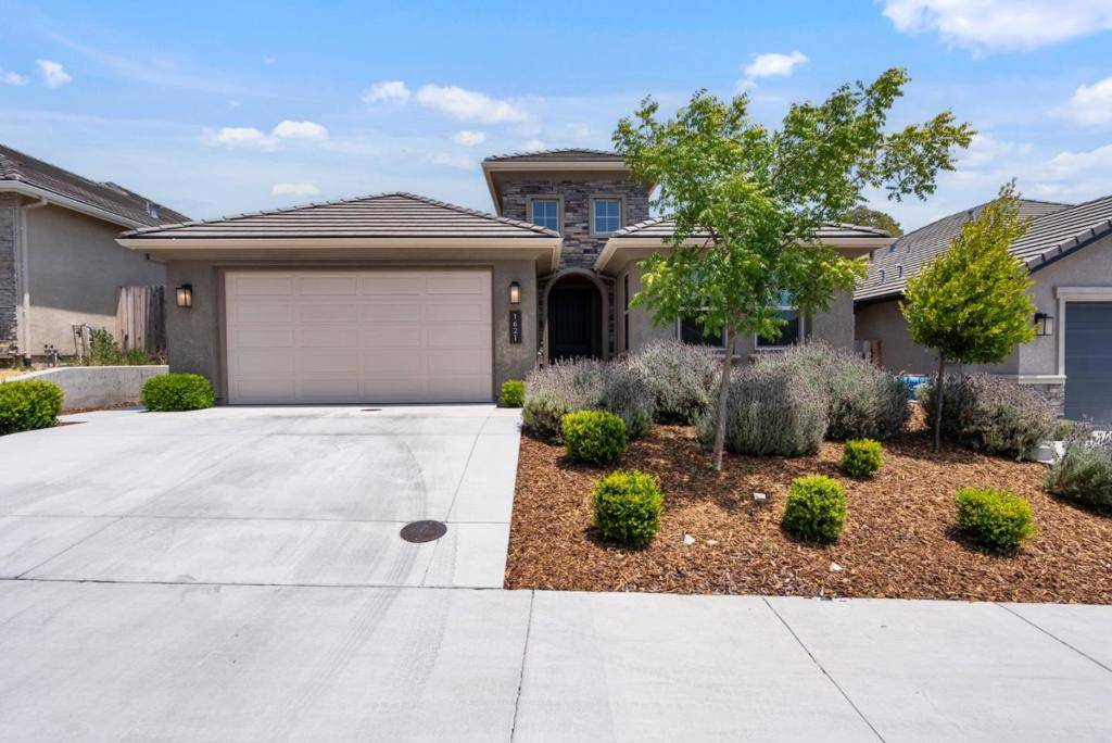 1621 Castlerock DR, Hollister, CA 95023