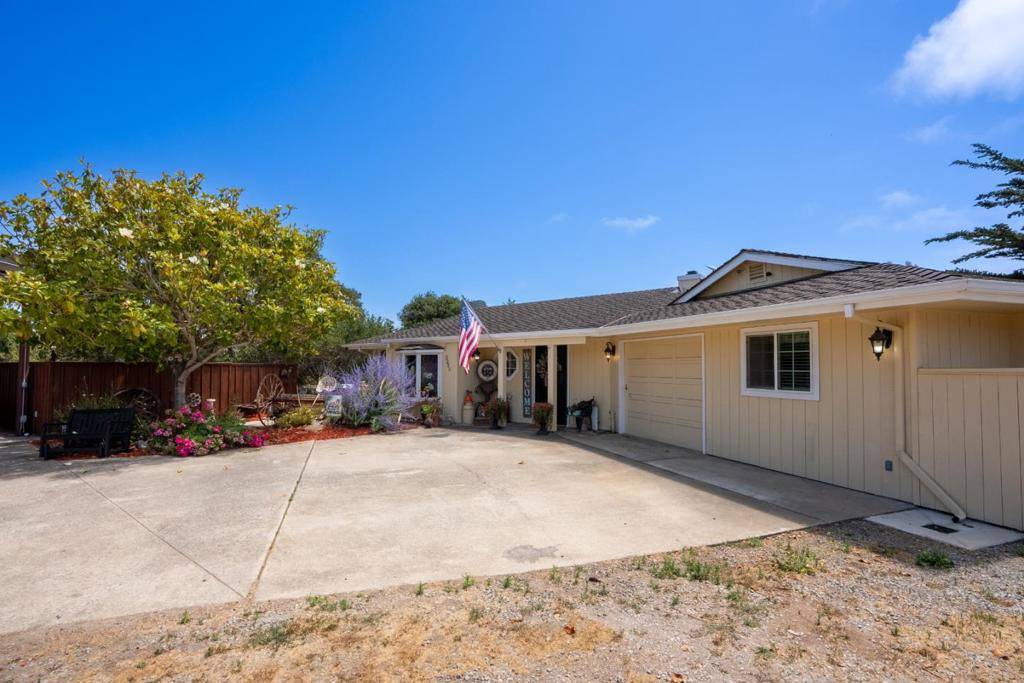 Royal Oaks, CA 95076,3225 Hillman LN