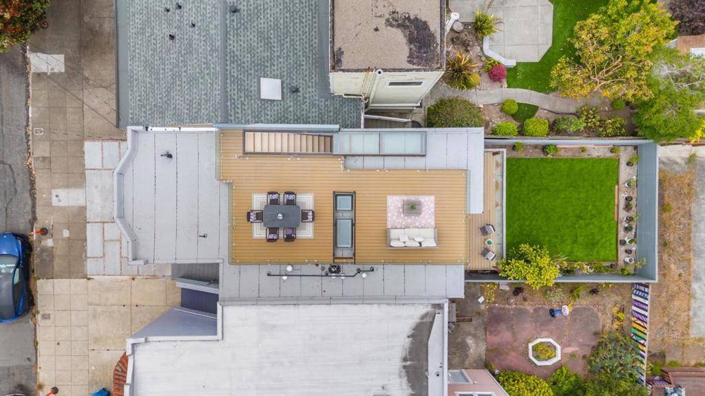 1815 18th AVE, San Francisco, CA 94122