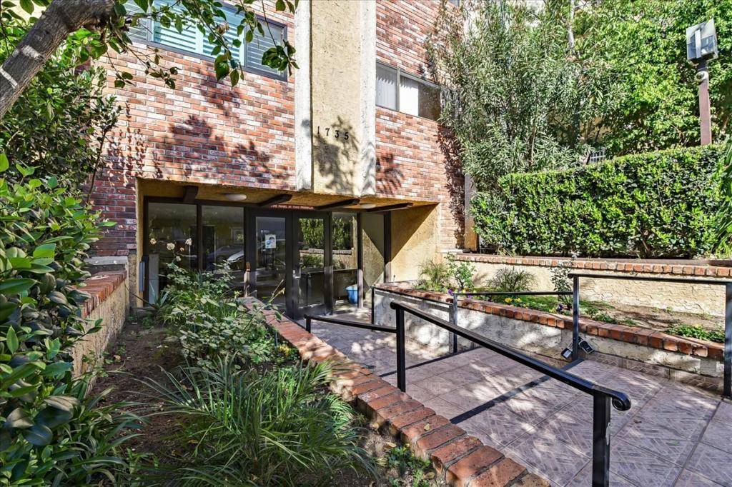 1735 N Fuller AVE #221, Los Angeles, CA 90046