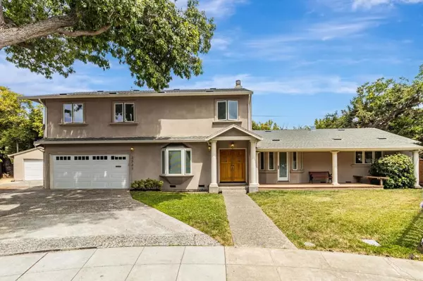 2331 Carmel DR, Palo Alto, CA 94303