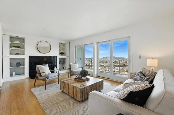 Daly City, CA 94014,580 Pointe Pacific #6