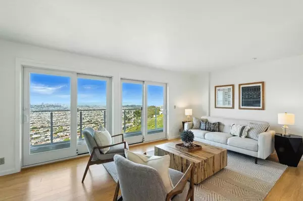 Daly City, CA 94014,580 Pointe Pacific #6