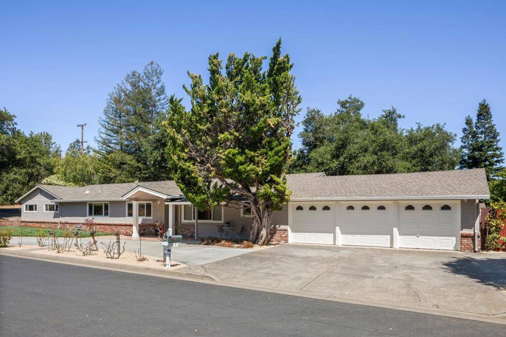 880 Moana CT, Palo Alto, CA 94306