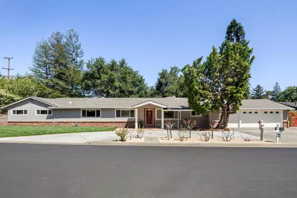 Palo Alto, CA 94306,880 Moana CT