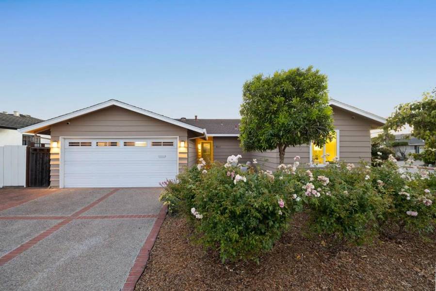 626 Harvester DR, Foster City, CA 94404
