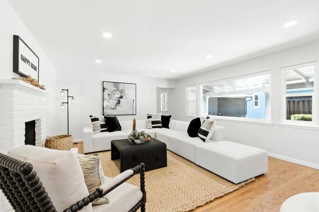 Sunnyvale, CA 94087,1532 Samedra ST