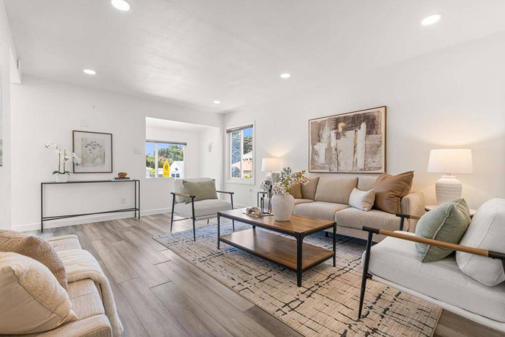 Pacifica, CA 94044,239 Monterey RD