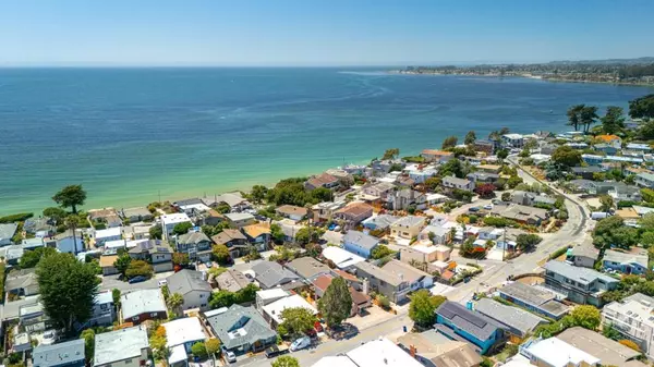 Aptos, CA 95003,417 Seacliff DR