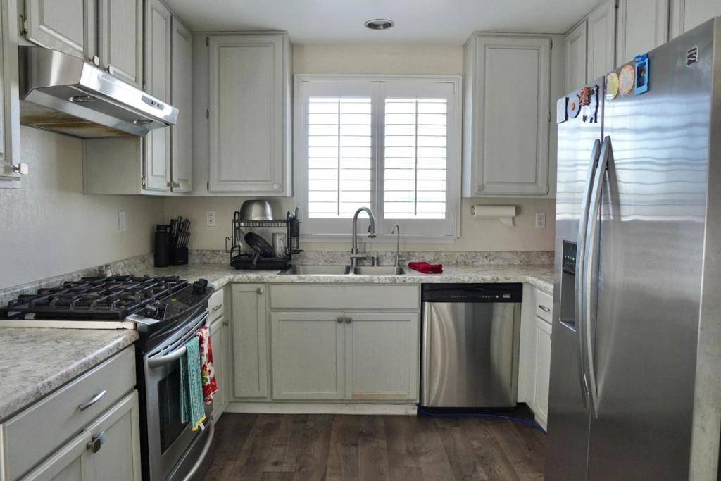 Salinas, CA 93907,424 Brighton ST
