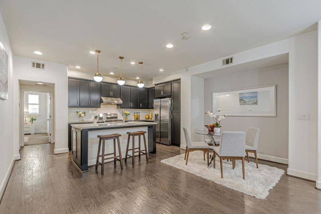 Milpitas, CA 95035,168 Currlin CIR