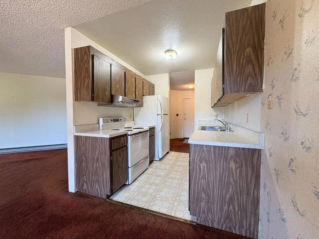 Daly City, CA 94015,370 Imperial WAY #217