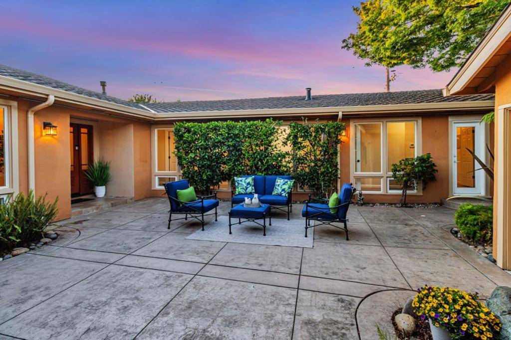 Campbell, CA 95008,1111 Arnott WAY
