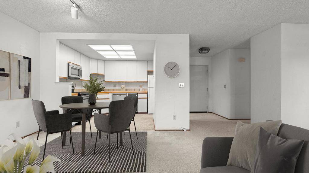 Foster City, CA 94404,780 Sea Spray LN #211