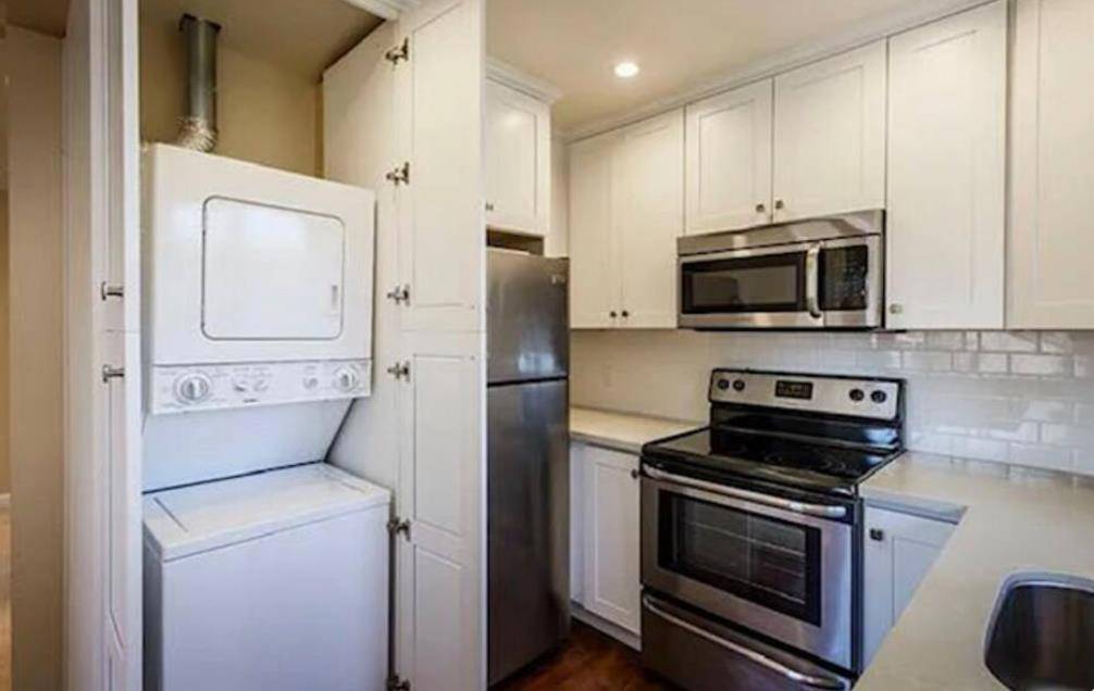 Burlingame, CA 94010,1217 Paloma AVE #3