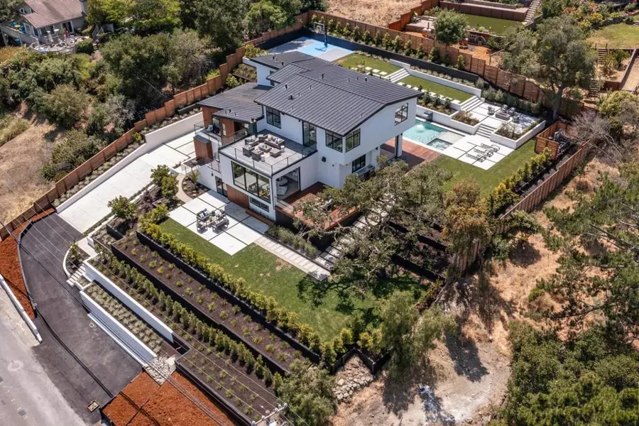 3964 Jefferson AVE, Redwood City, CA 94062