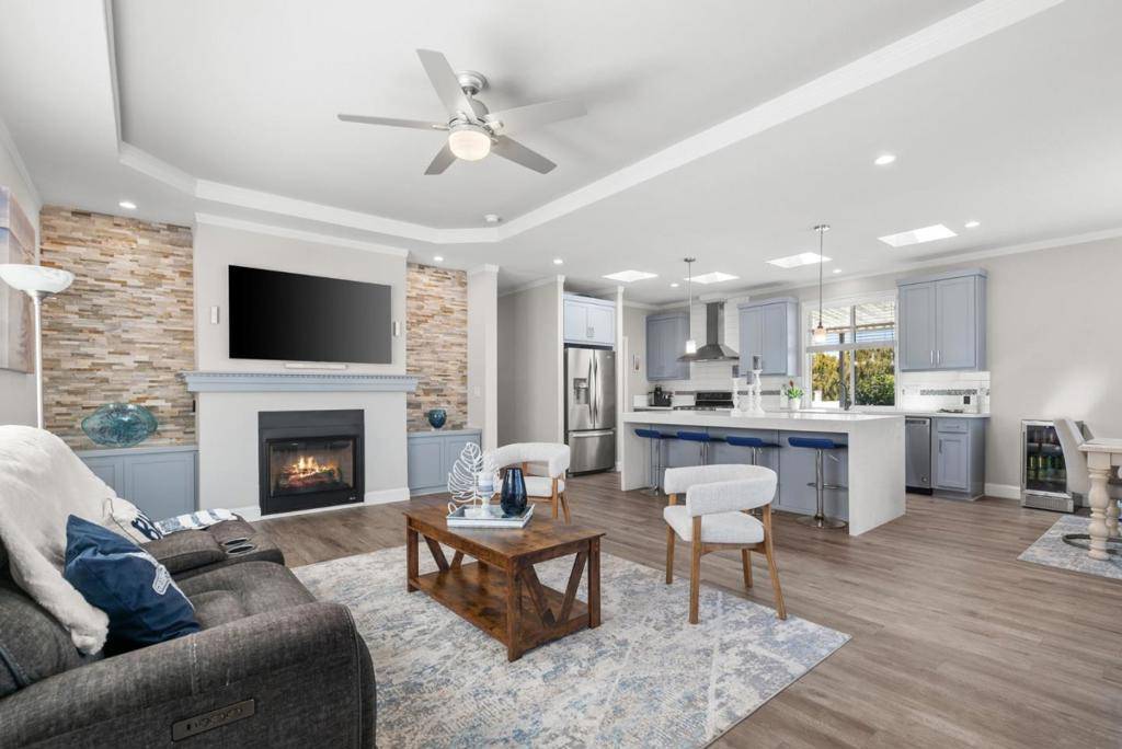 444 Whispering Pines DR, Scotts Valley, CA 95066