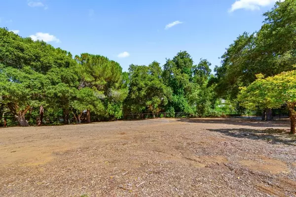 Los Gatos, CA 95030,16070 Matilija DR