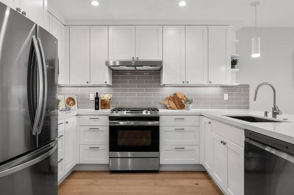 Millbrae, CA 94030,30 Hermosa AVE #201
