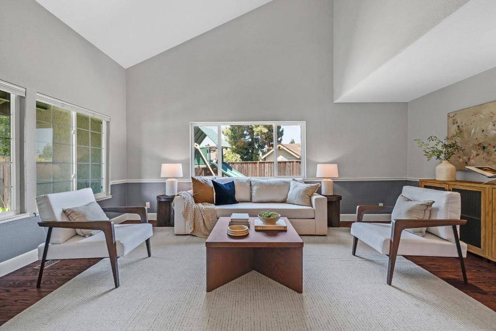 Redwood City, CA 94061,331 Idyllwild CT