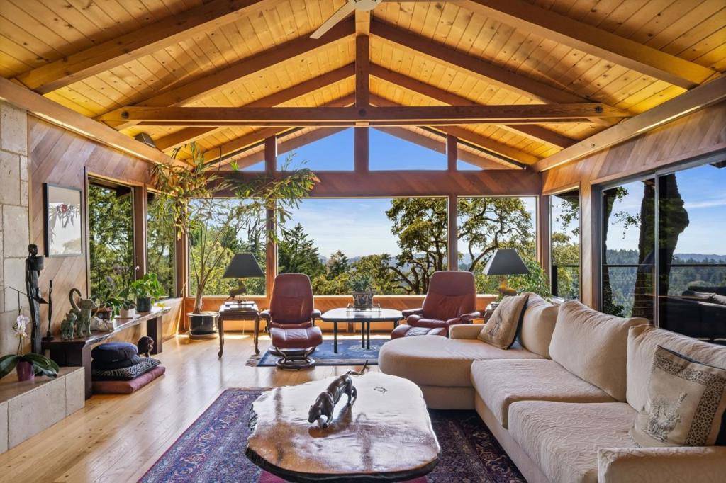 Los Gatos, CA 95033,170 Fox RUN