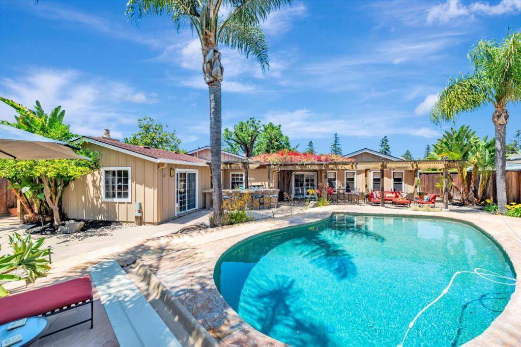 San Jose, CA 95128,2970 Fruitdale AVE