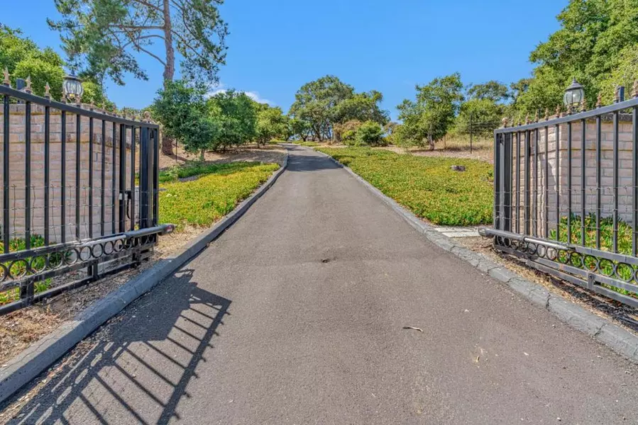 19225 Reavis WAY, Salinas, CA 93907