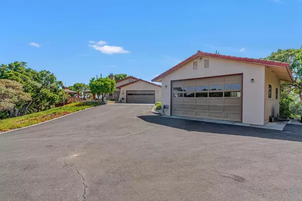 Salinas, CA 93907,19225 Reavis WAY