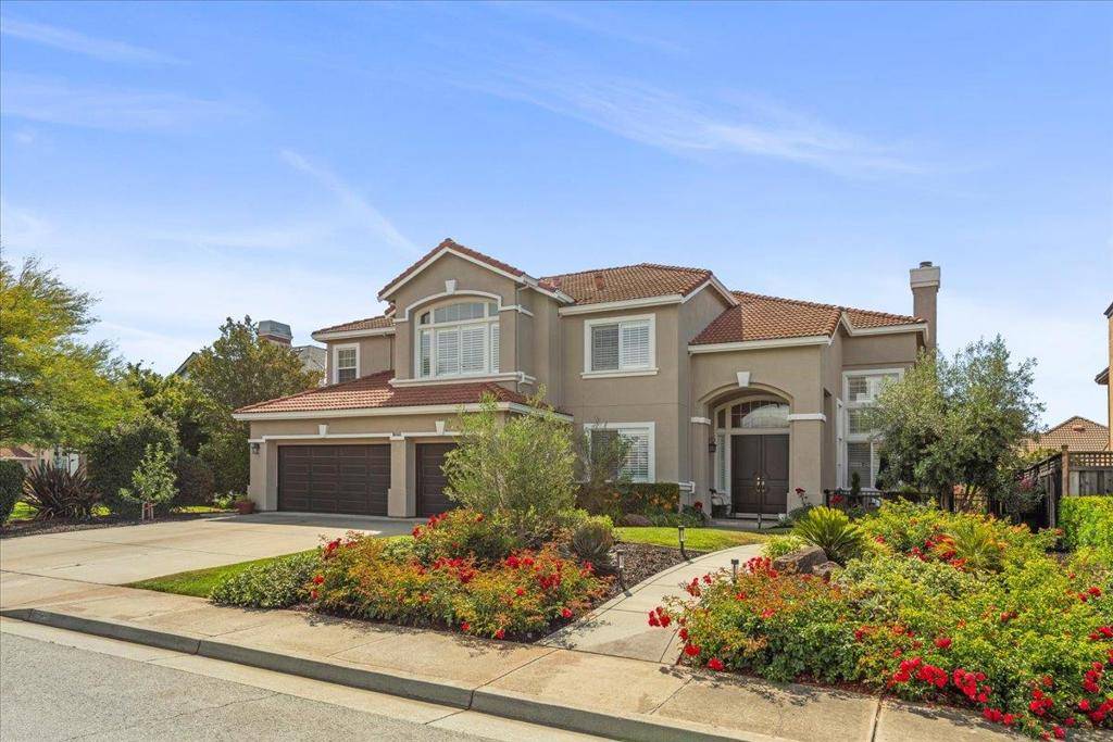 Morgan Hill, CA 95037,834 English Walnut WAY