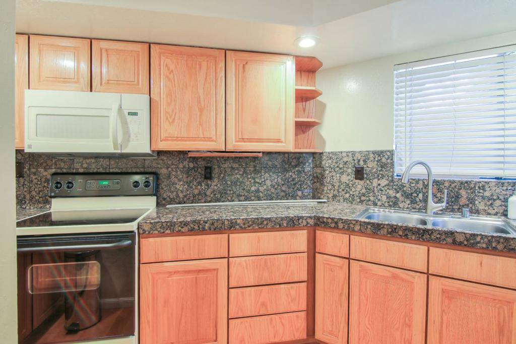 Mountain View, CA 94041,1157 Villa ST #2