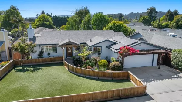 2257 Juan Pablo LN, Santa Cruz, CA 95062