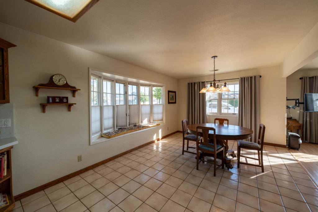 Greenfield, CA 93927,434 Oak AVE