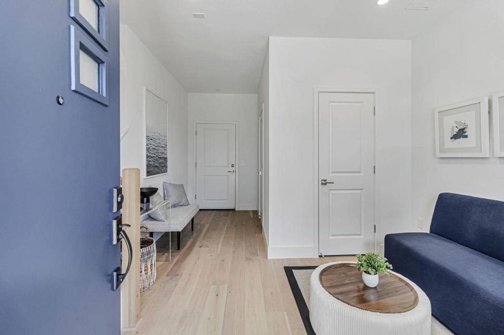 Palo Alto, CA 94303,2878 Josephine LN