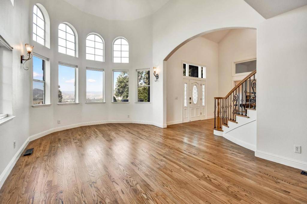 Morgan Hill, CA 95037,2295 Mcdonald LN